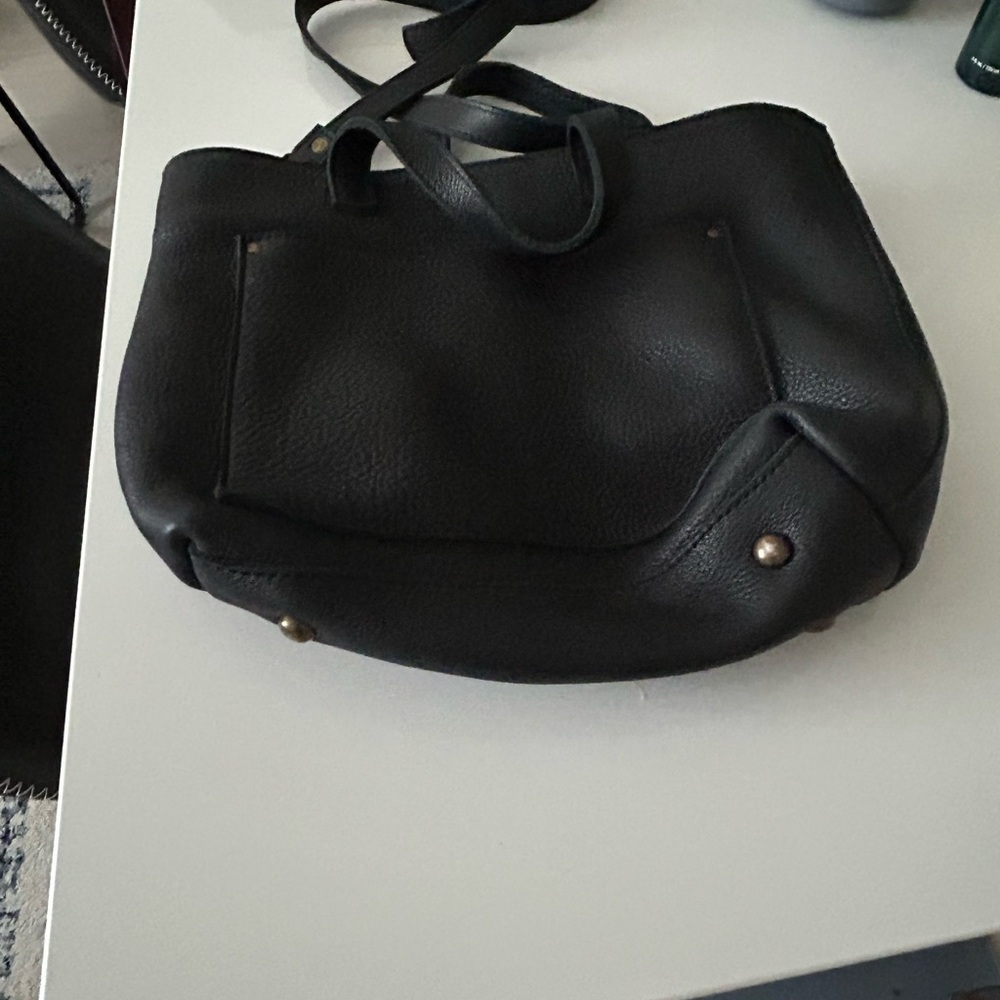 Elegant Black Leather crossbody bag